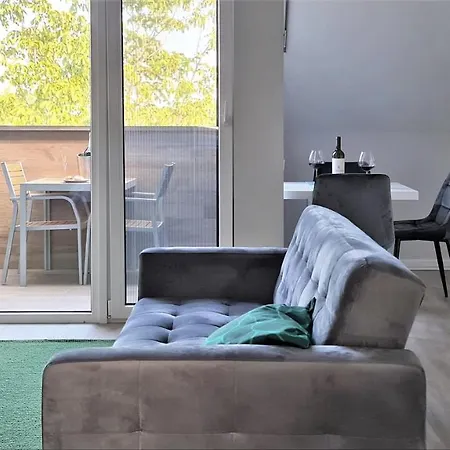 아파트 Mandula 티하니