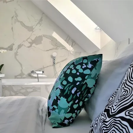 Mandula ティハニ