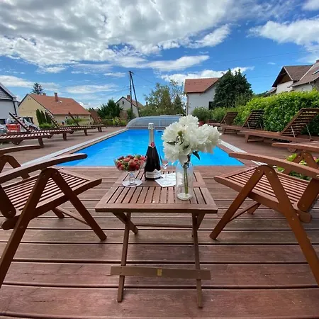 アパート Mandula *